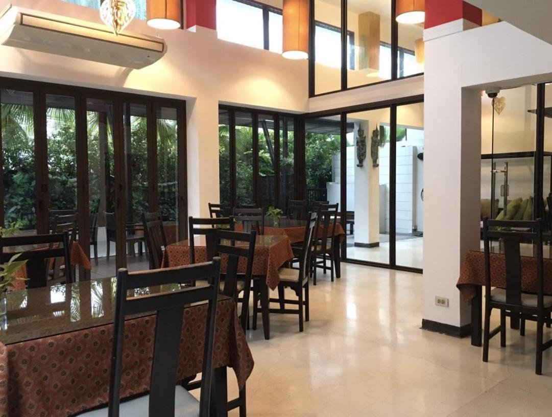 Siam Piman Hotel Bangkok Exterior photo